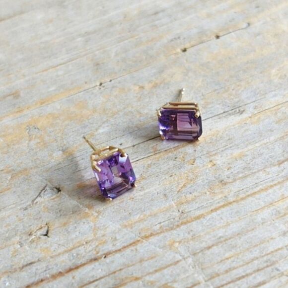 HP💎14k💎Gold Vintage Clyde Duneier Amethyst Emerald Cut Earrings NEW/NOS - Picture 4 of 10